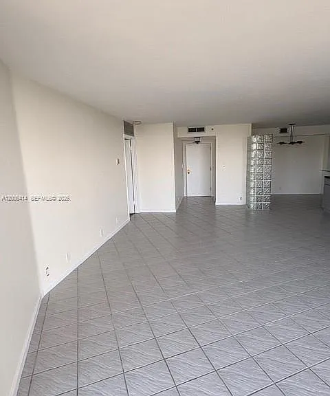 4000 Towerside Ter #1403 — Photo 12