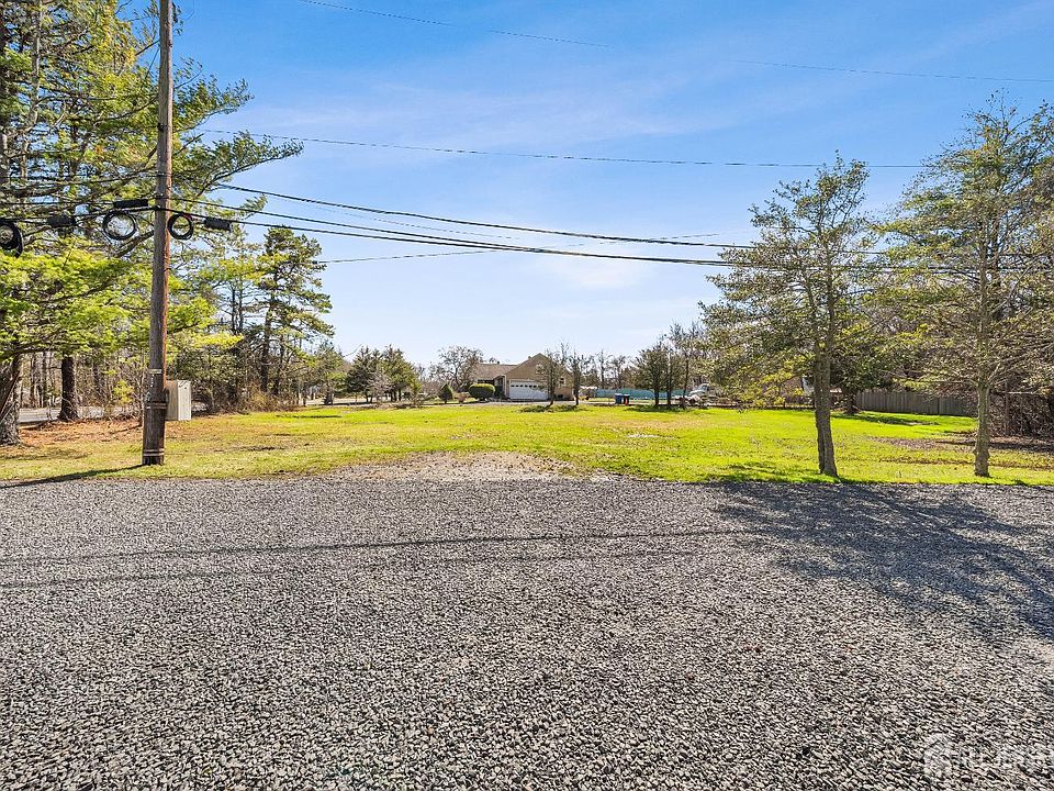 1st image of 1815 Englishtown Rd