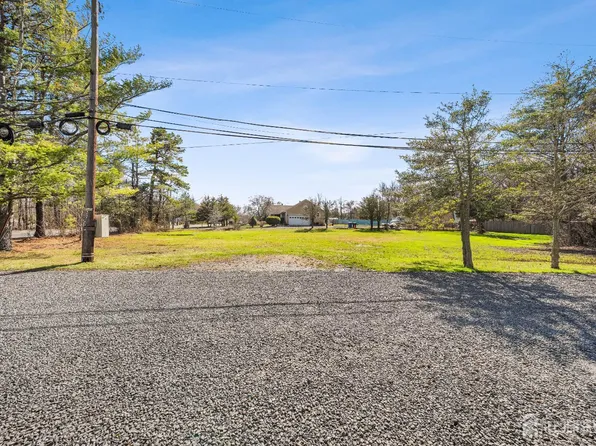 1815 Englishtown Rd, Old Bridge, NJ 08857