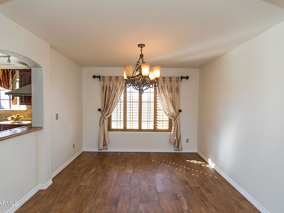 5th image of 3630 E Rockwood Dr