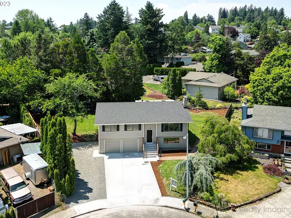 313 SE 21st St, Troutdale, OR 97060