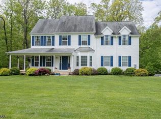 14 Hanzel Woods Dr, Great Meadows, NJ 07838
