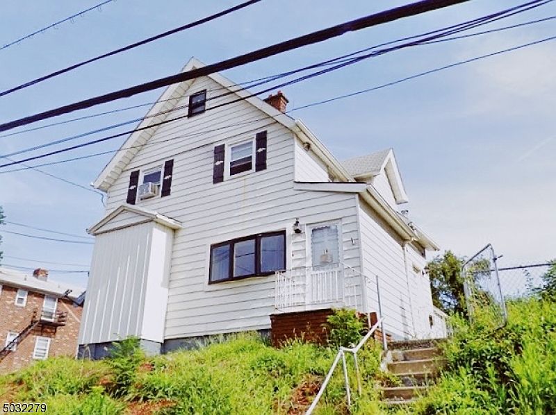 1st image of 116 Belleville Ave