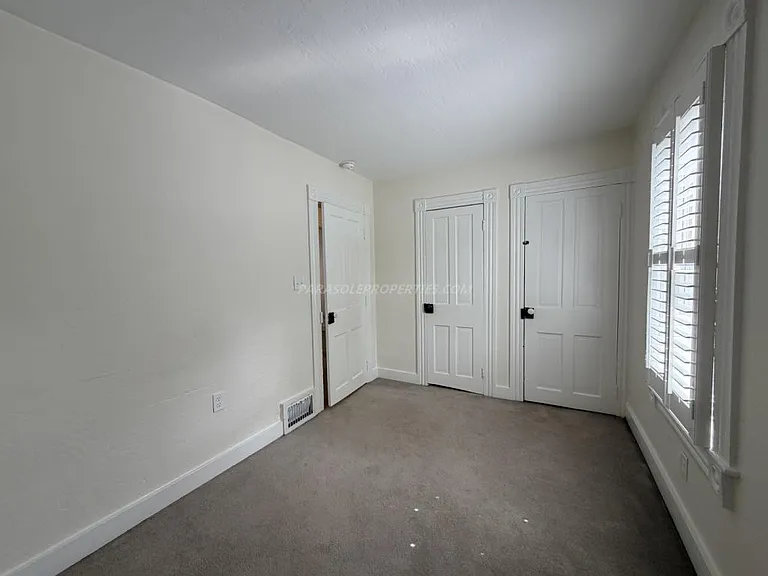 623 Delaware St — Photo 13