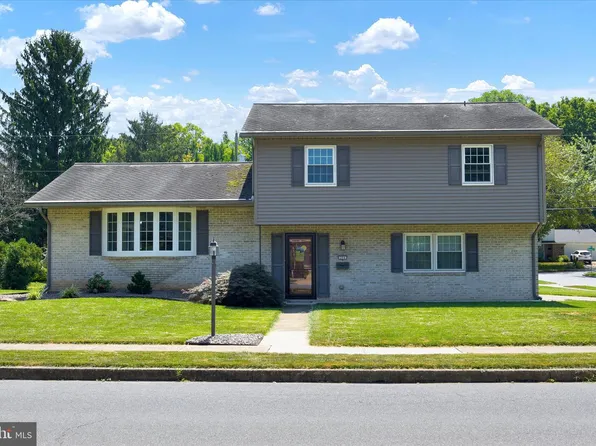 204 Somerset Dr, Shiremanstown, PA 17011