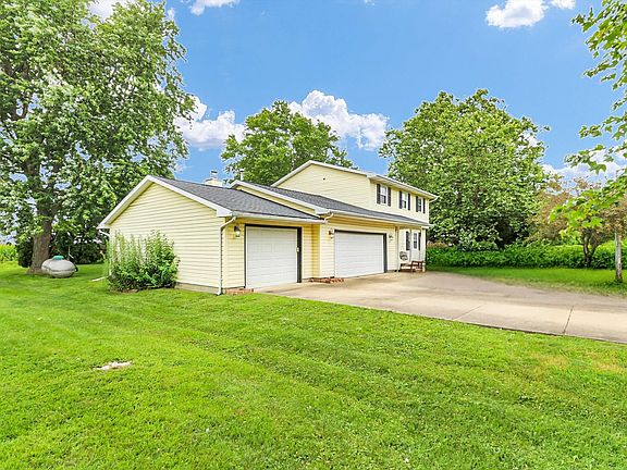 4th image of 68 John Ln