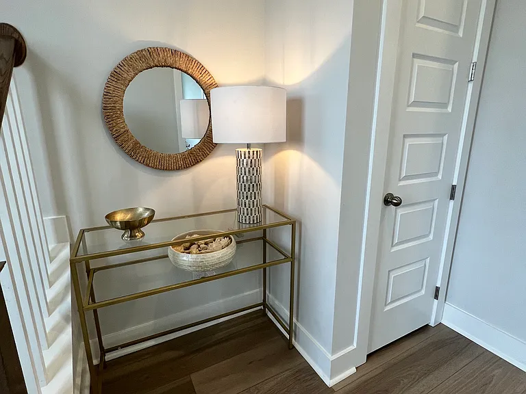 305 Citrus Dr — Photo 2