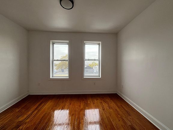 2nd image of 77 McAdoo Ave #8E