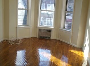 101 E 31st St, Brooklyn, NY 11226