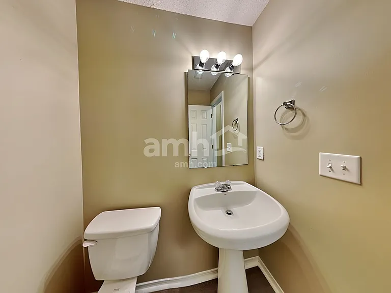 3004 Van Dorn Rd — Photo 9