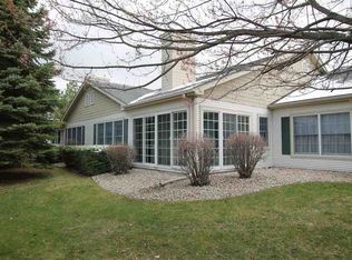 606 Meadowview Ln, Elk Rapids, MI 49629