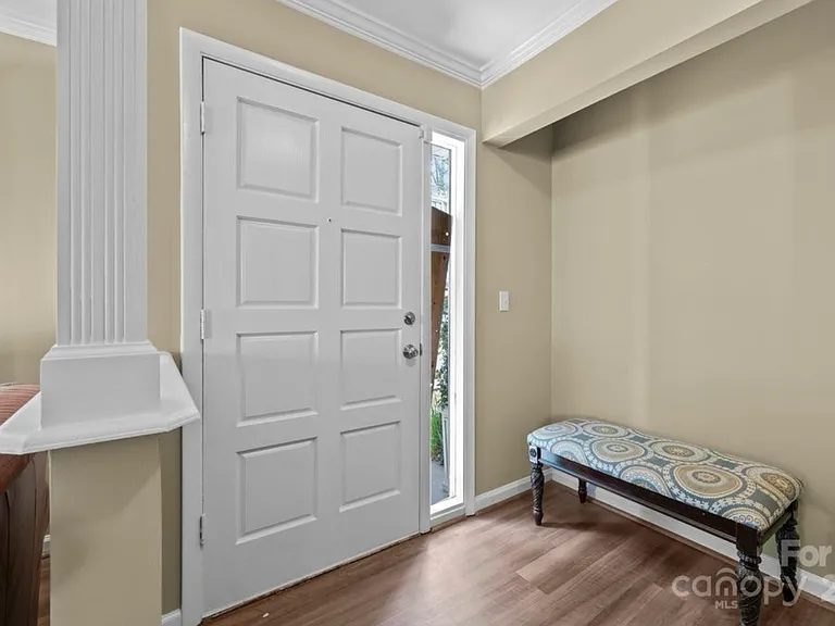 5301 Delta Dr — Photo 8