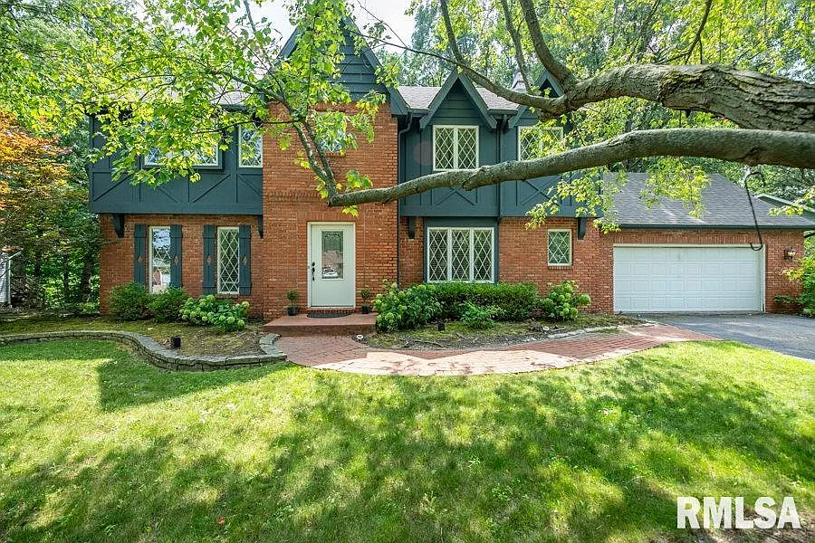 710 W Beechwood Ct photo 1