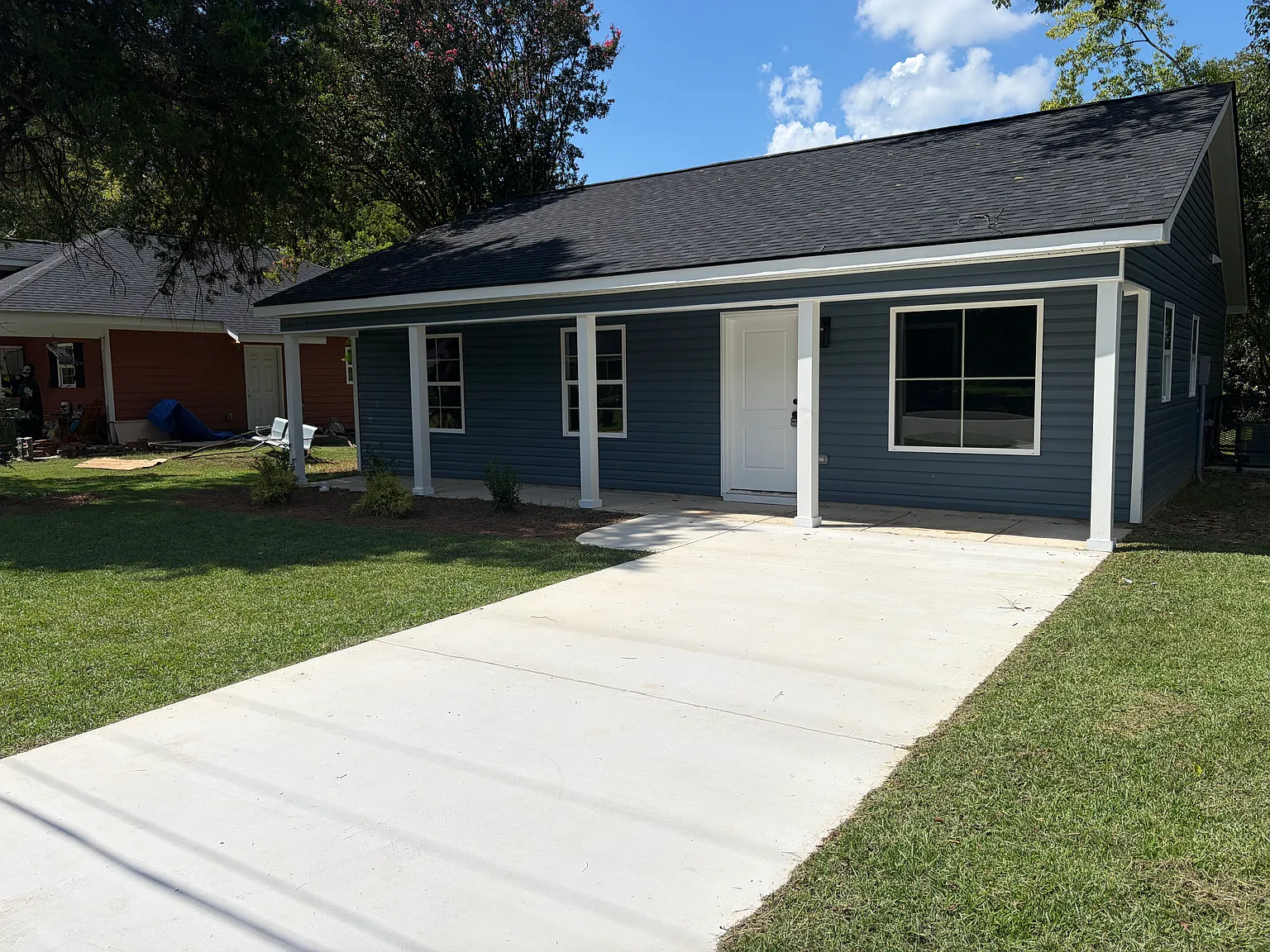 3 bed, 1080 sqft, $1,650 — Photo 2