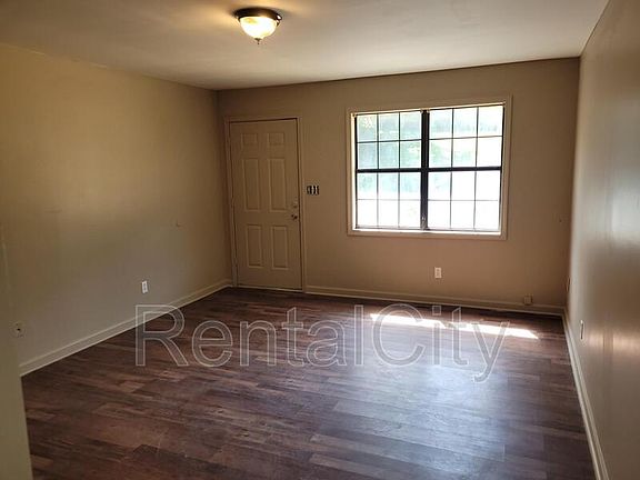 4th image of 1850 Ayers St APT C