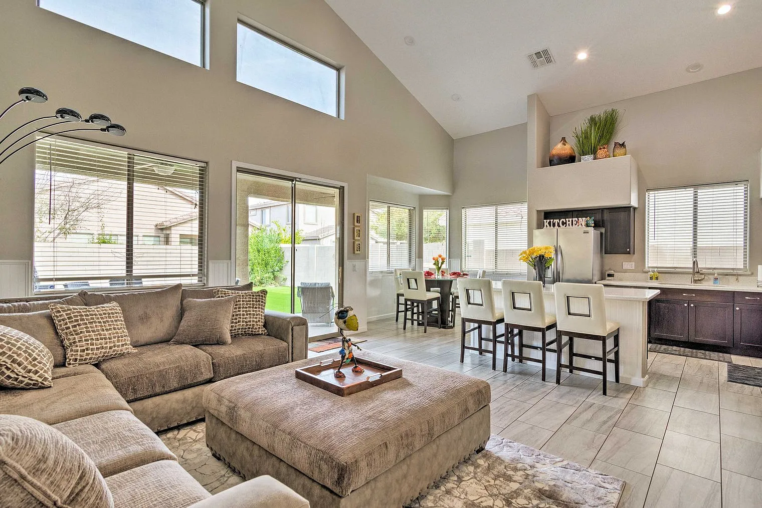 4 bed, 3.0 bath, 3024 sqft, $5,547 — Photo 1