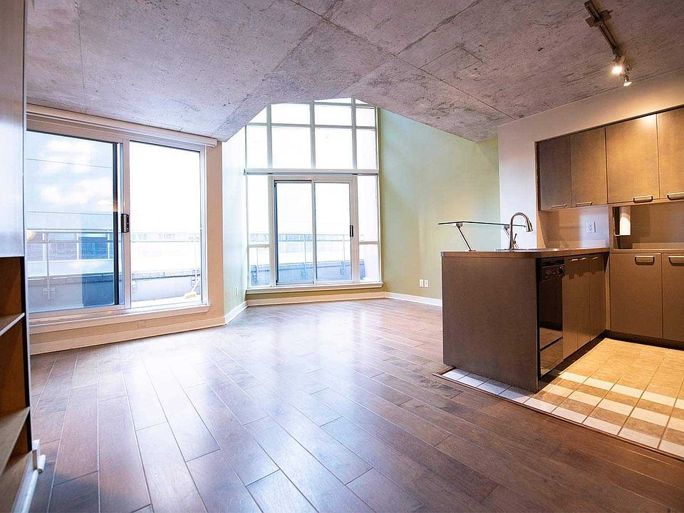 1st image of 255 Richmond St E #229