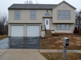 4760 Orangeburg Dr, Columbus, OH 43228