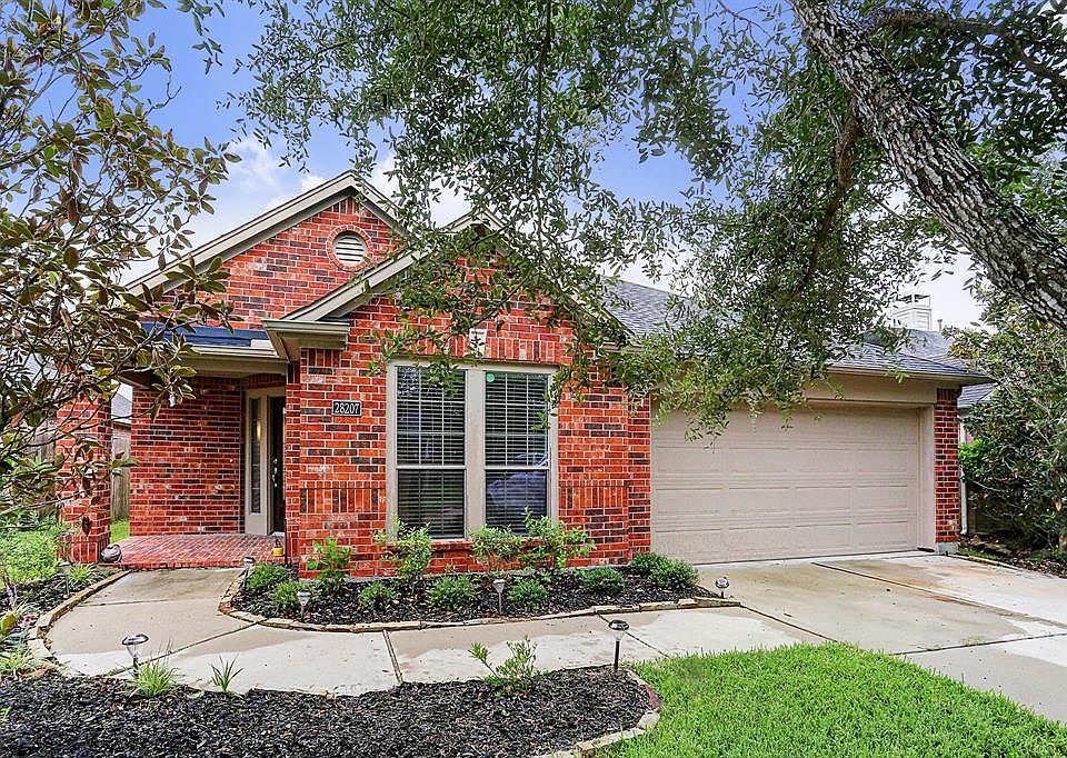 1st image of 28207 Crossprairie Dr