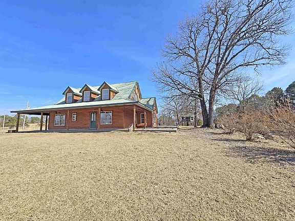 4th image of 371 Mountain Trail Rd