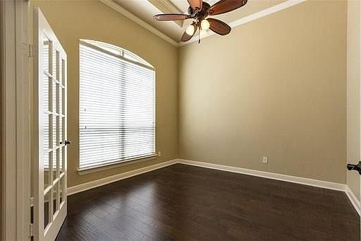 4th image of 1819 Park Highland Way