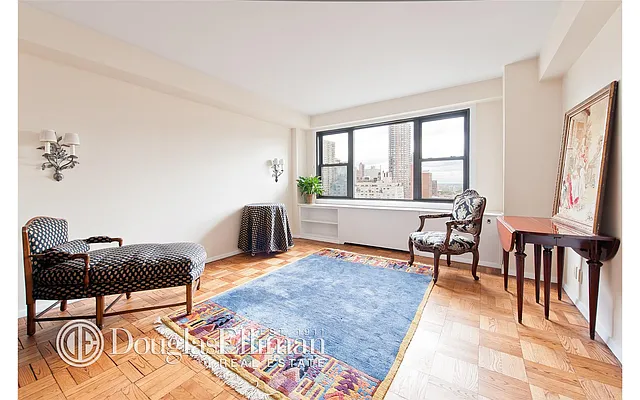 Sold by Douglas Elliman | media 8