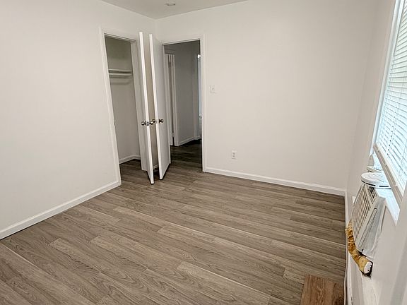 5th image of 308 Baltimore Rd APT 2
