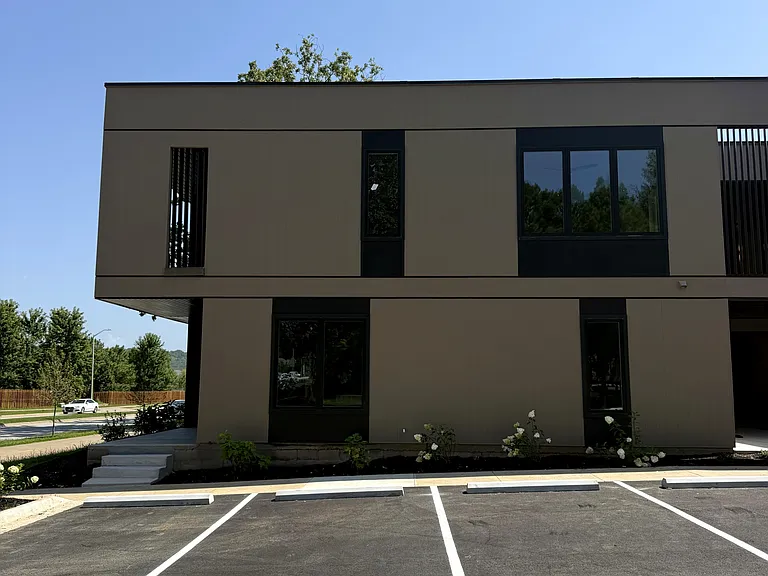 845 N Rupple Rd #101 — Photo 15