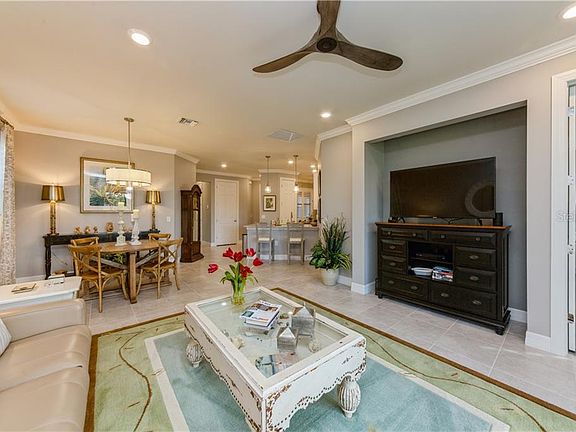 5th image of 18945 Lanuvio St