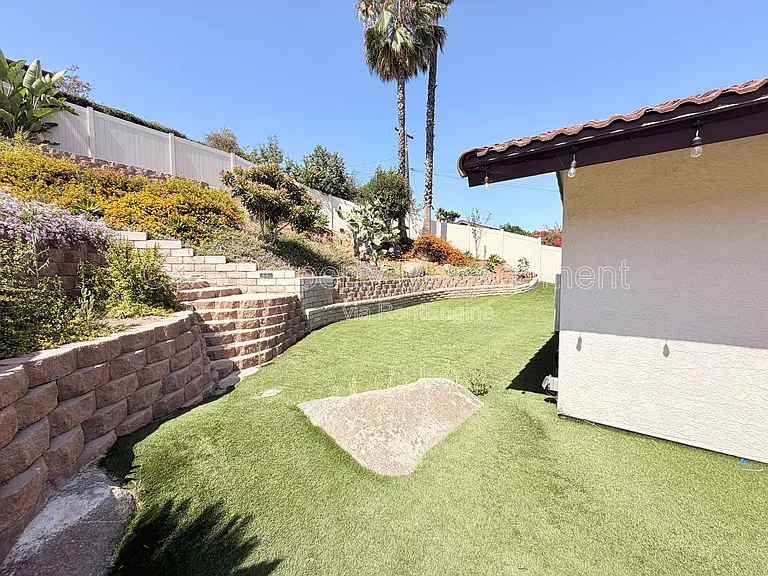 410 Mira Loma Ln — Photo 18