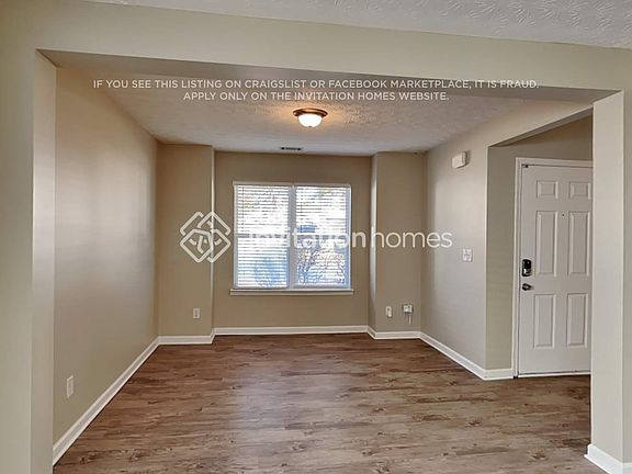 4th image of 2949 Meadow Point Dr