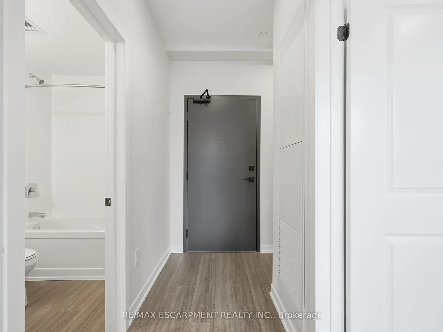1 bed, $1,900 — Photo 2
