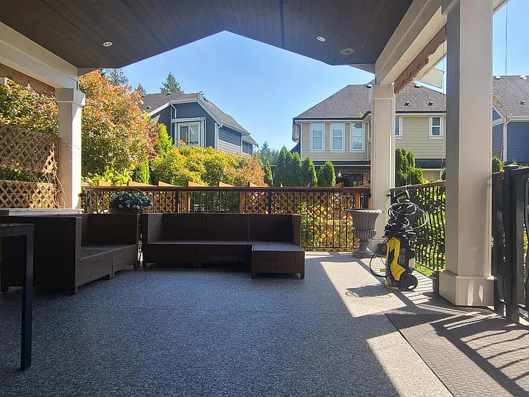 17136 3a Ave — Photo 5