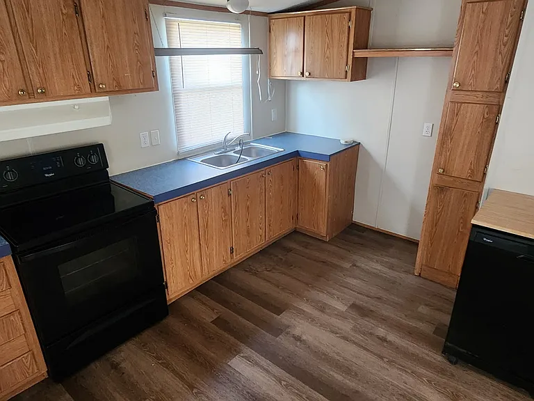 25993 Grace Ln #7 — Photo 5