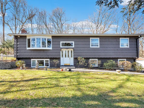 4 Bryant Lane, Shelton, CT 06484