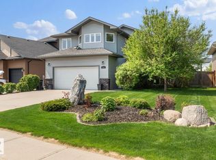 518 26th St, Cold Lake, AB T9M0B2