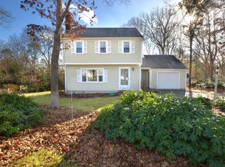 36 Green House Rd, Forestdale, MA 02644