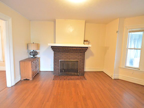 4th image of 609 Mahoning Ave