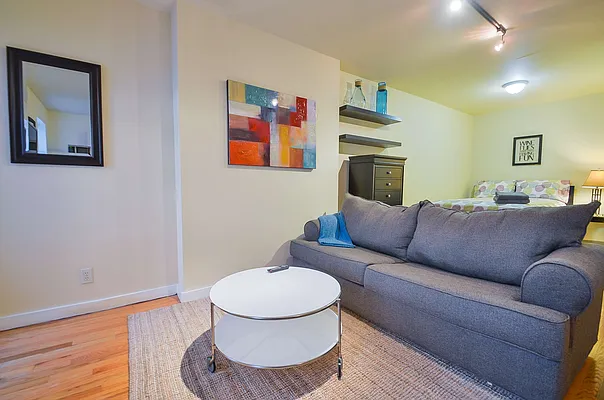 Rented by Stay Local NYC | media 10