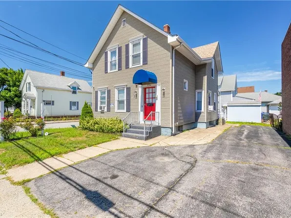 574 Central Ave, Pawtucket, RI 02861