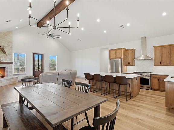 5th image of 1130 Church Rd