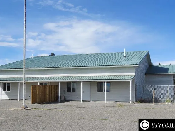 4850 Riverview Rd, Riverton, WY 82501
