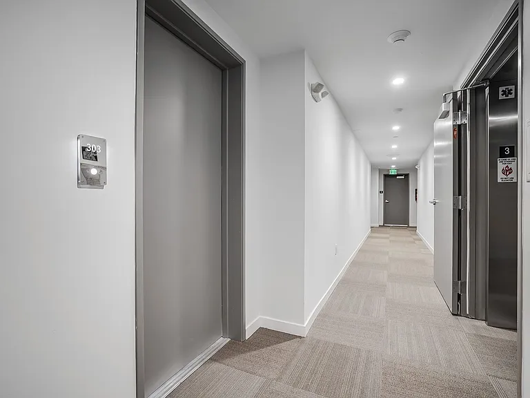 1021 S Shenandoah St — Photo 16