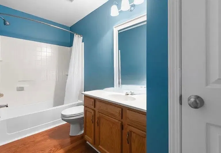 8407 Southgate Commons Dr — Photo 4