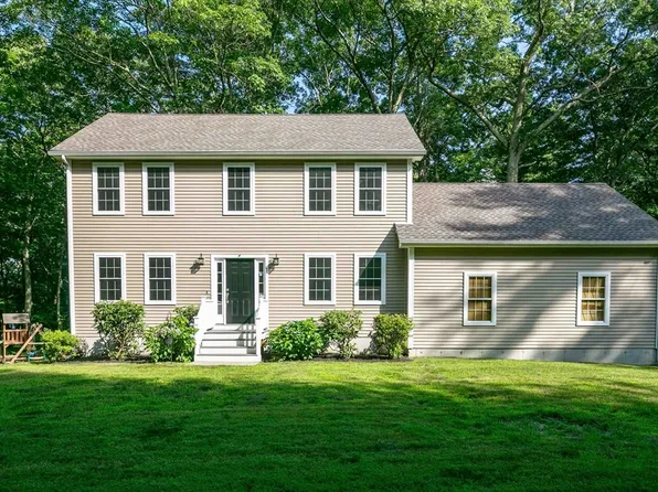 2 Birch Point Shrs, Oxford, MA 01540