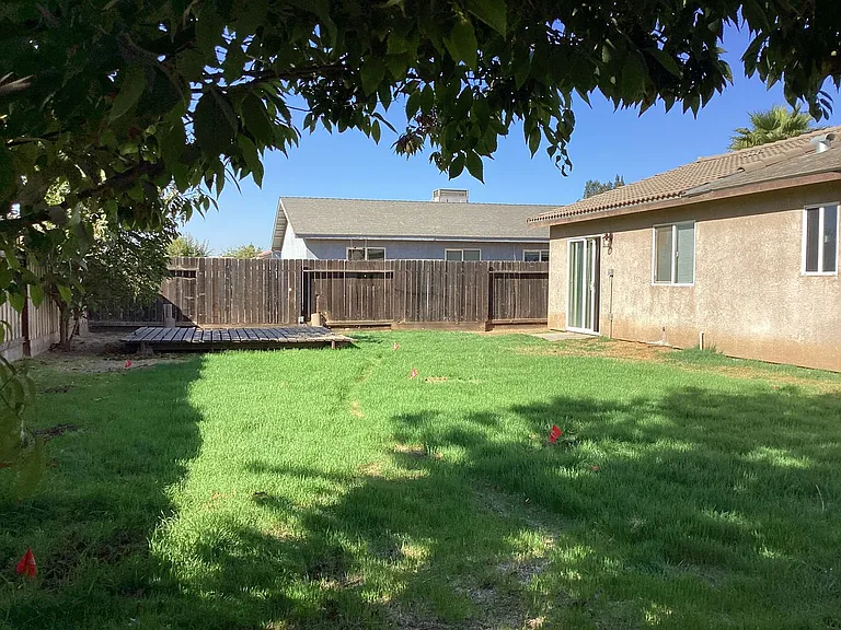 1450 La Jolla Way — Photo 43
