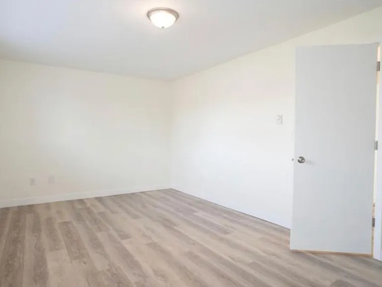 Northgate Apartments — Photo 48