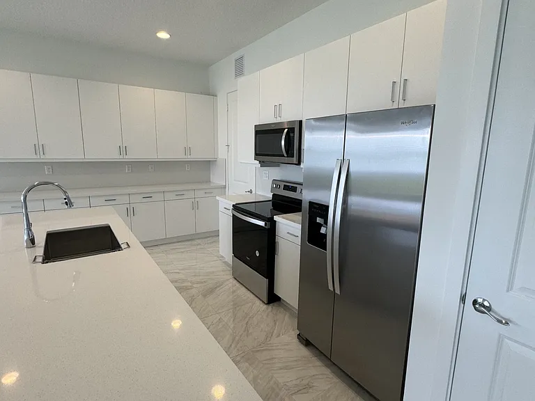 5226 Karlia Dr — Photo 19