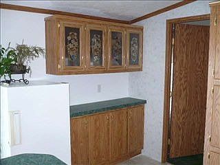 4th image of 1474 Fleetwood Ave