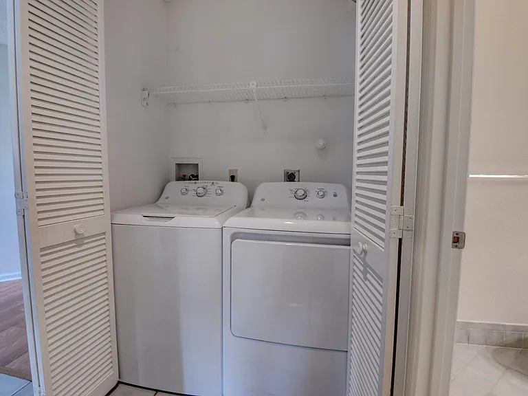 8644 Eagle Run Dr #18 — Photo 25